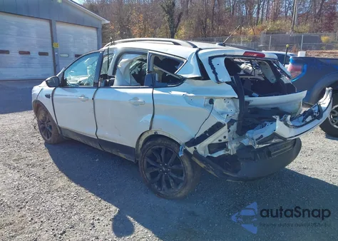 2017 Ford Escape Se z USA, uszkodzony, nr VIN 1FMCU9GD9HUE90467